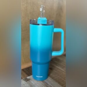 Maurices 32 OZ Tumbler NEW!